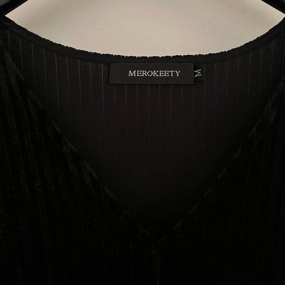 Merokeety Floor Length Black Velvet Dress, Size Medium - Picture 6 of 7